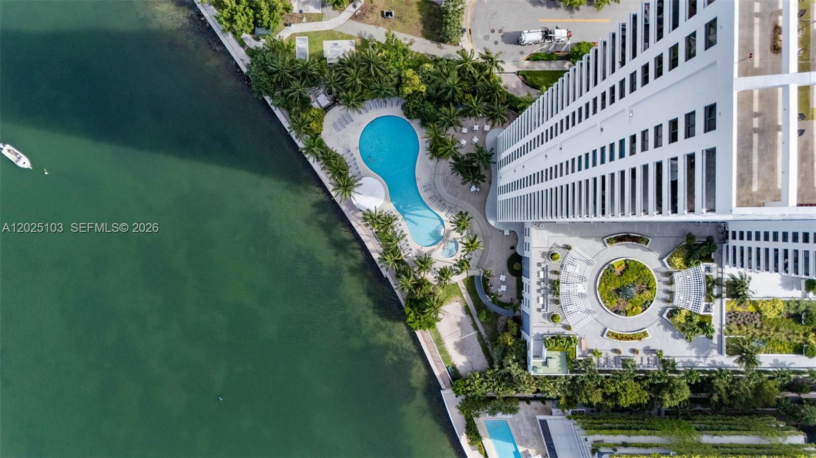 THE WAVERLY AT SOUTH BEAC - Residential