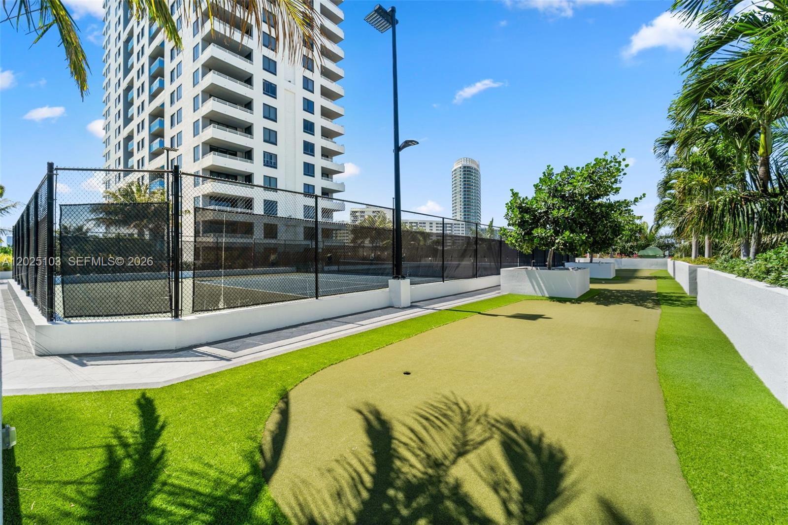 THE WAVERLY AT SOUTH BEAC - Residential