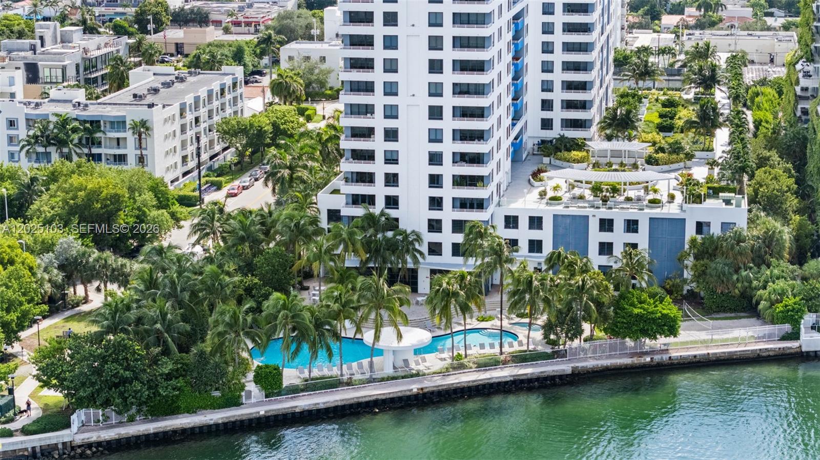 THE WAVERLY AT SOUTH BEAC - Residential