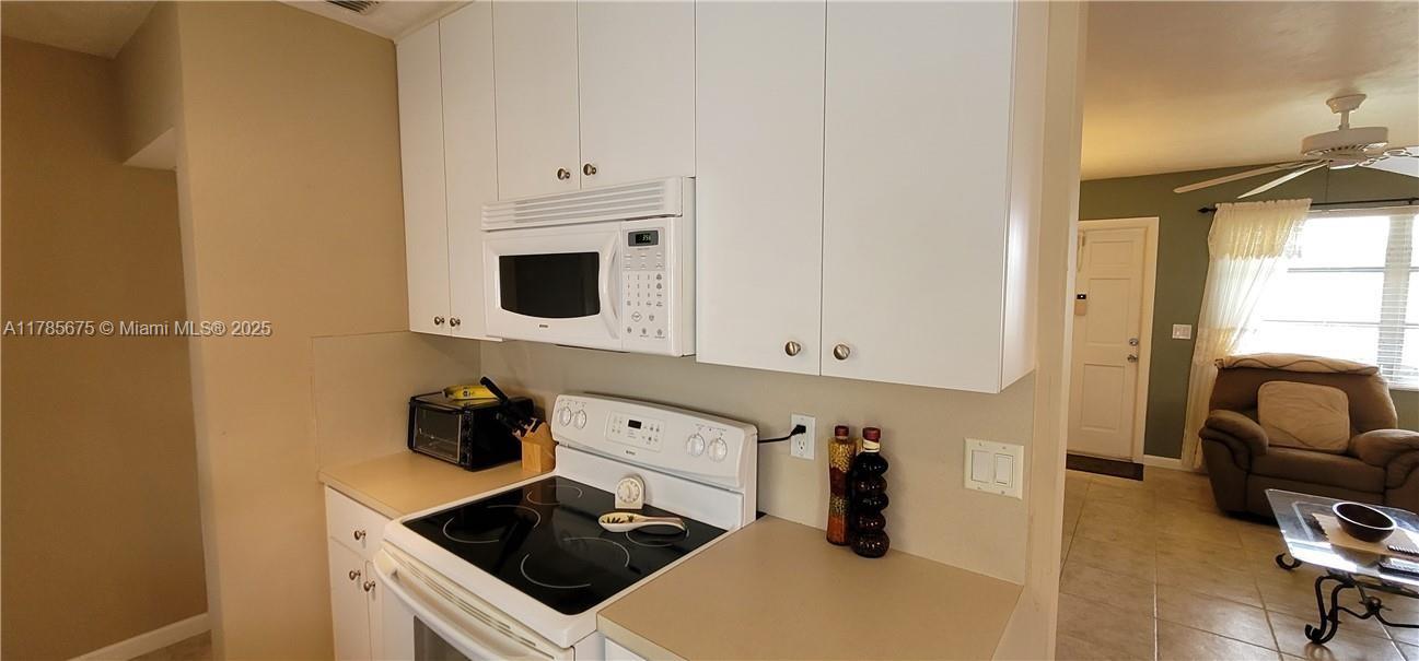 2230 Jackson St 2W