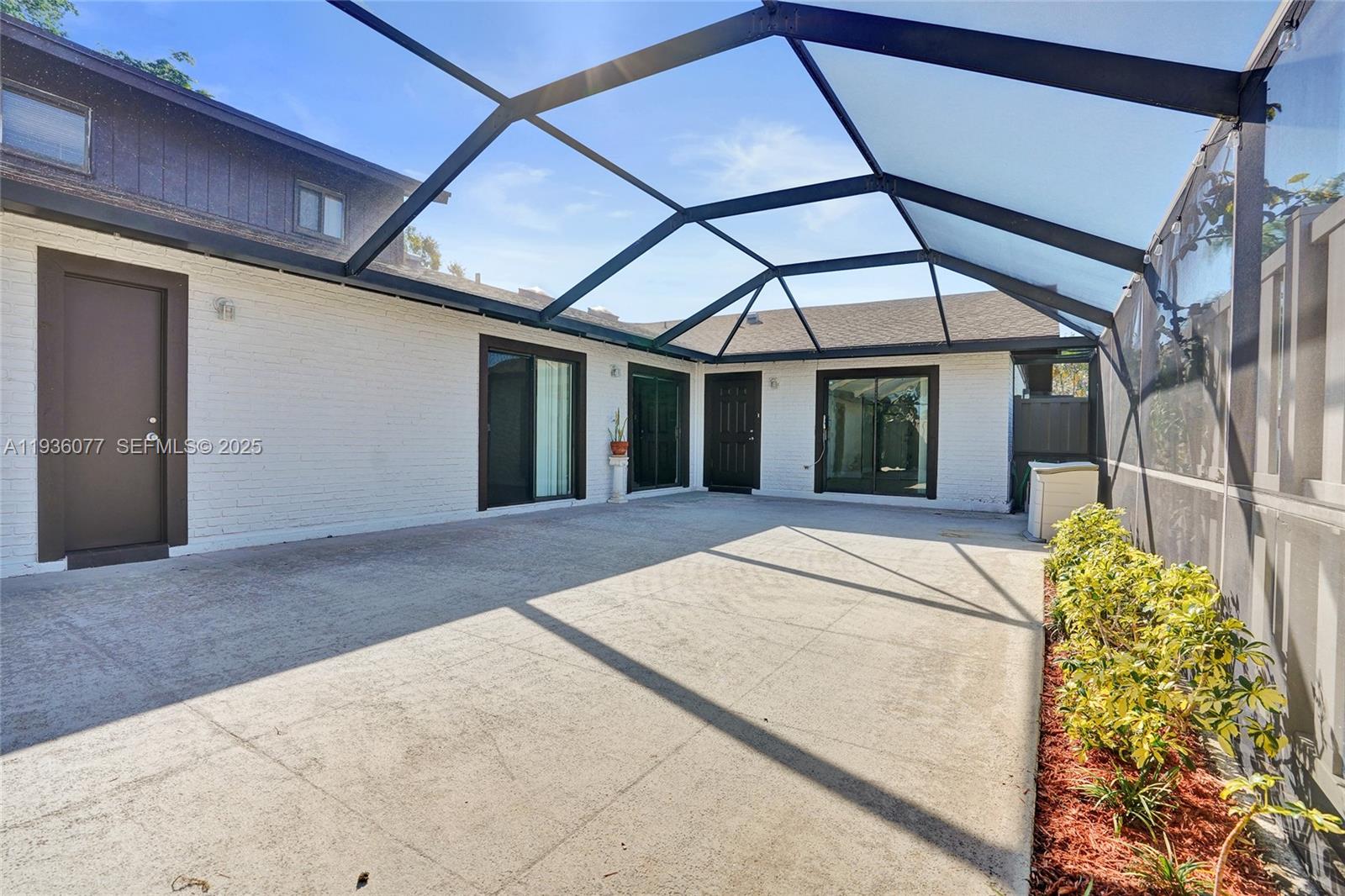 BOCA GARDENS - Residential