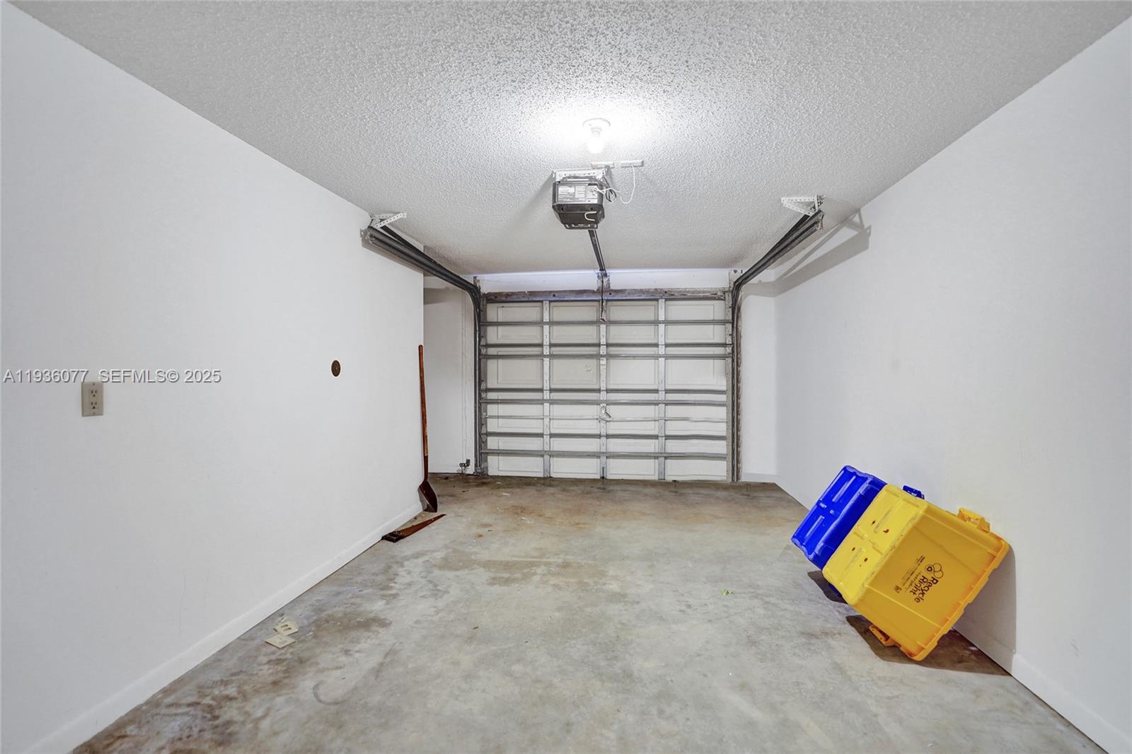 BOCA GARDENS - Residential