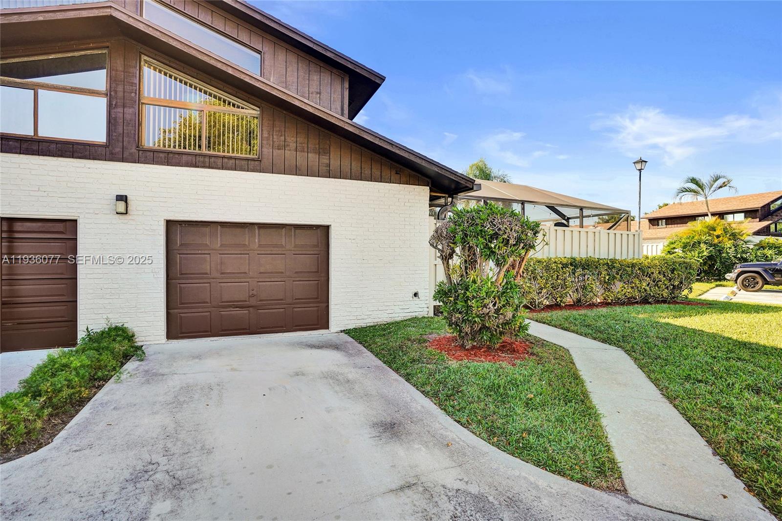 BOCA GARDENS - Residential