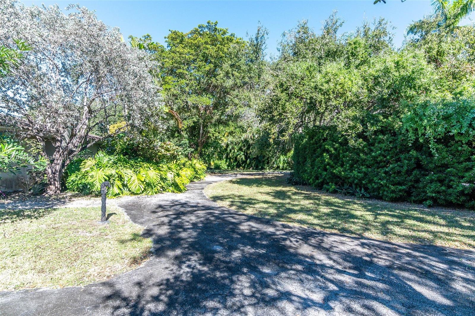 LISA HIGHLANDS - Land