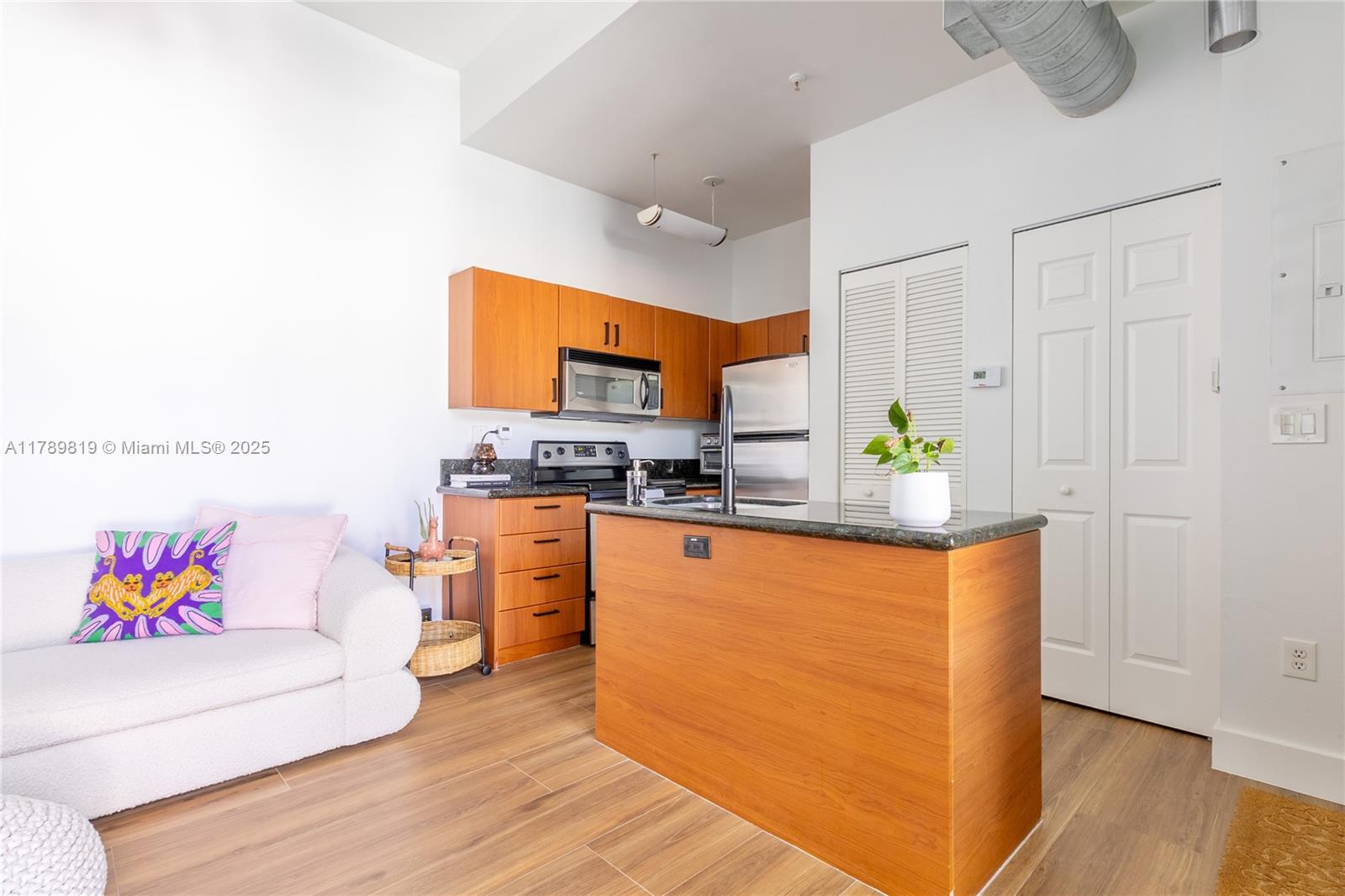 3062 Bird Ave C1