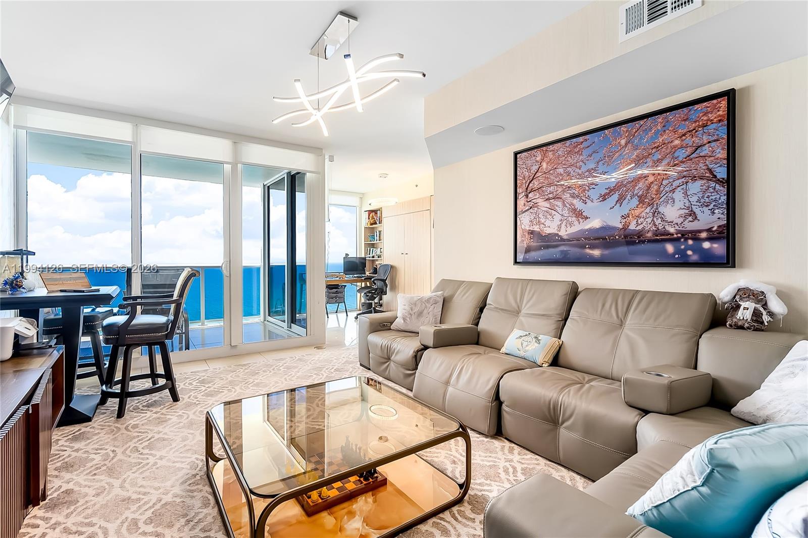 19111 Collins Ave 3307