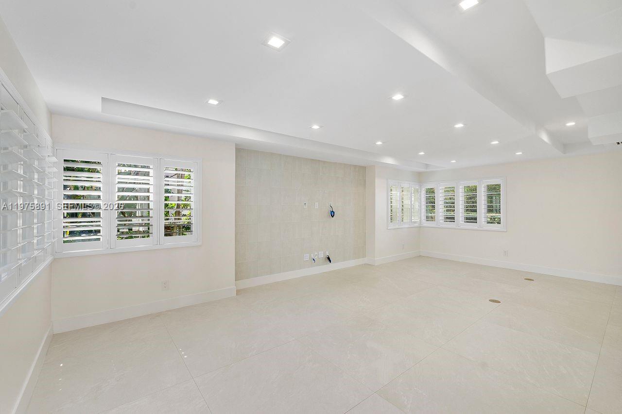 C GABLES RIVIERA SEC 12 - Residential Lease