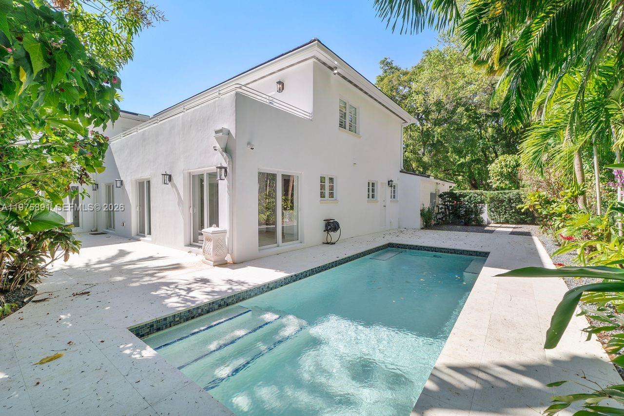 C GABLES RIVIERA SEC 12 - Residential Lease