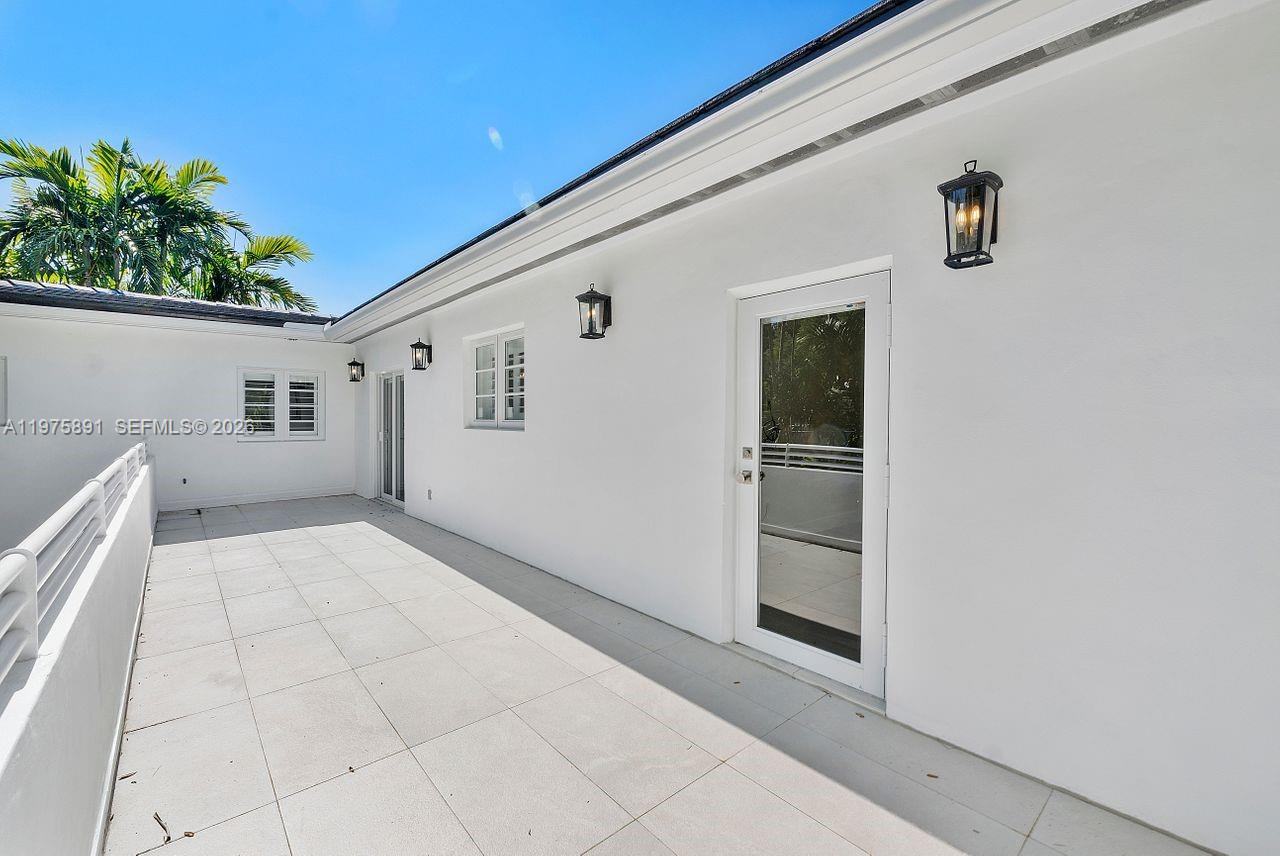 C GABLES RIVIERA SEC 12 - Residential Lease