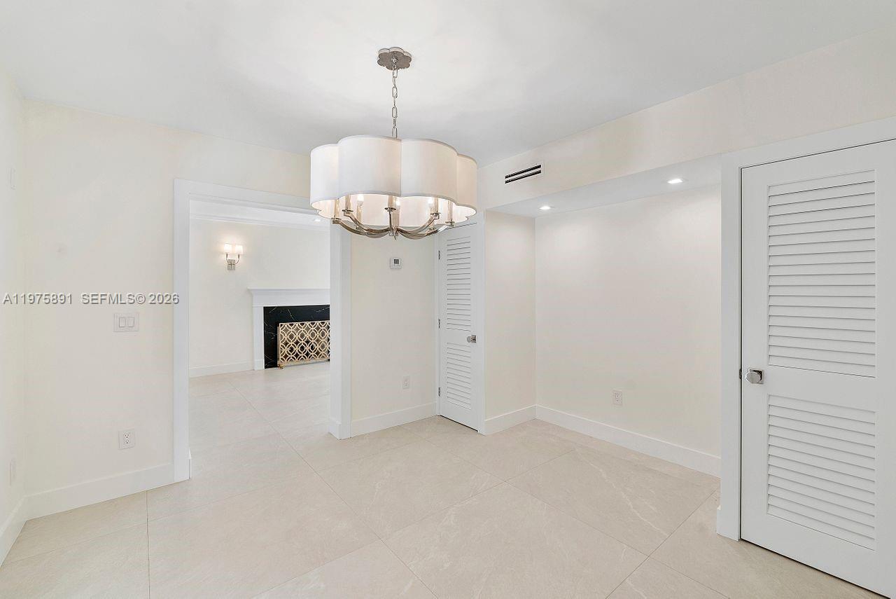 C GABLES RIVIERA SEC 12 - Residential Lease