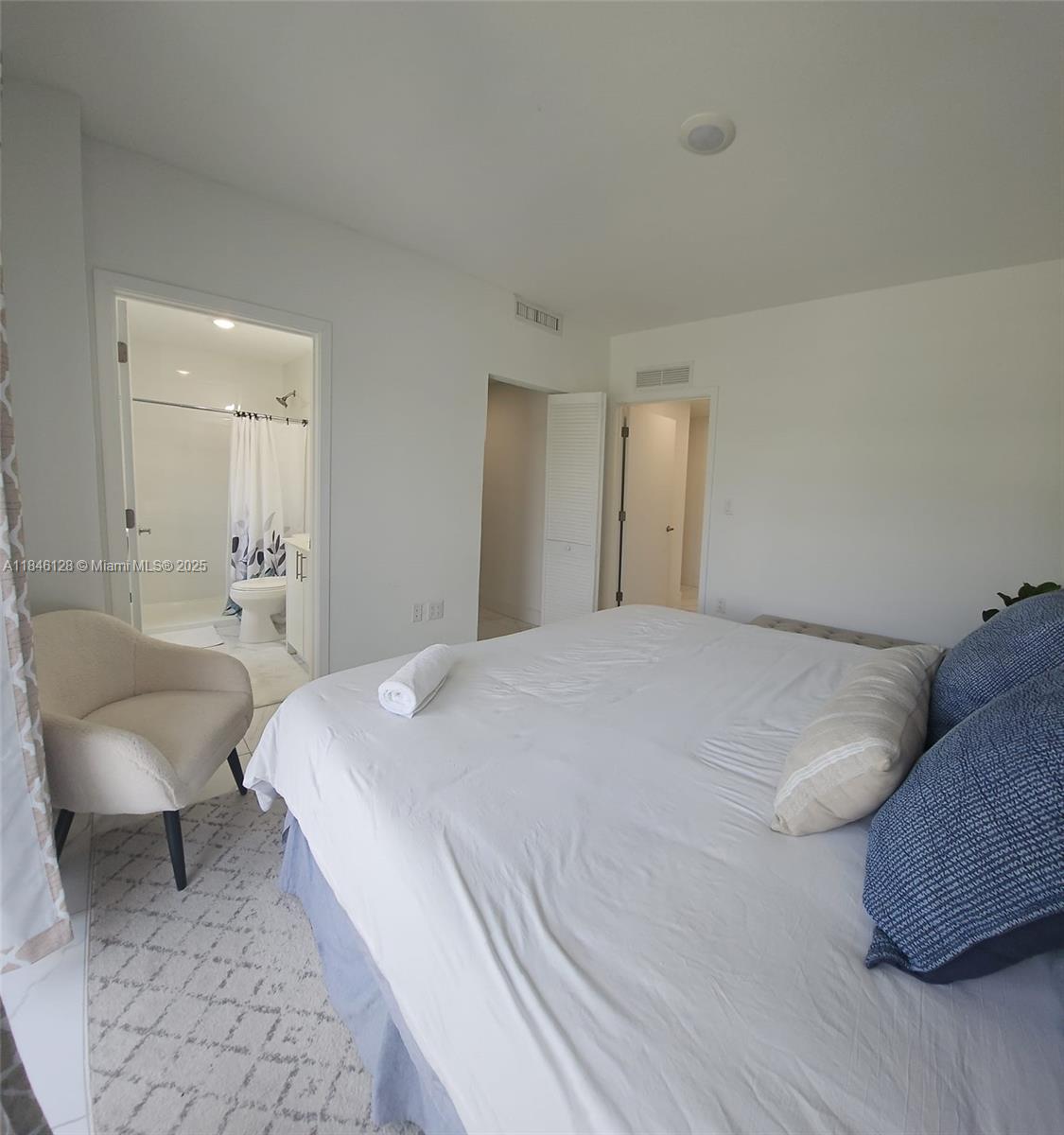 PARADISE ONE - Residential