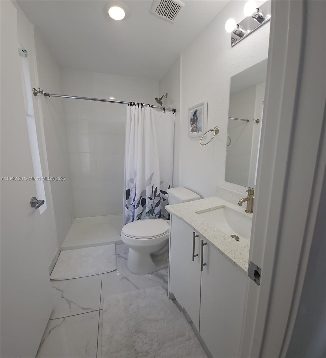 PARADISE ONE - Residential