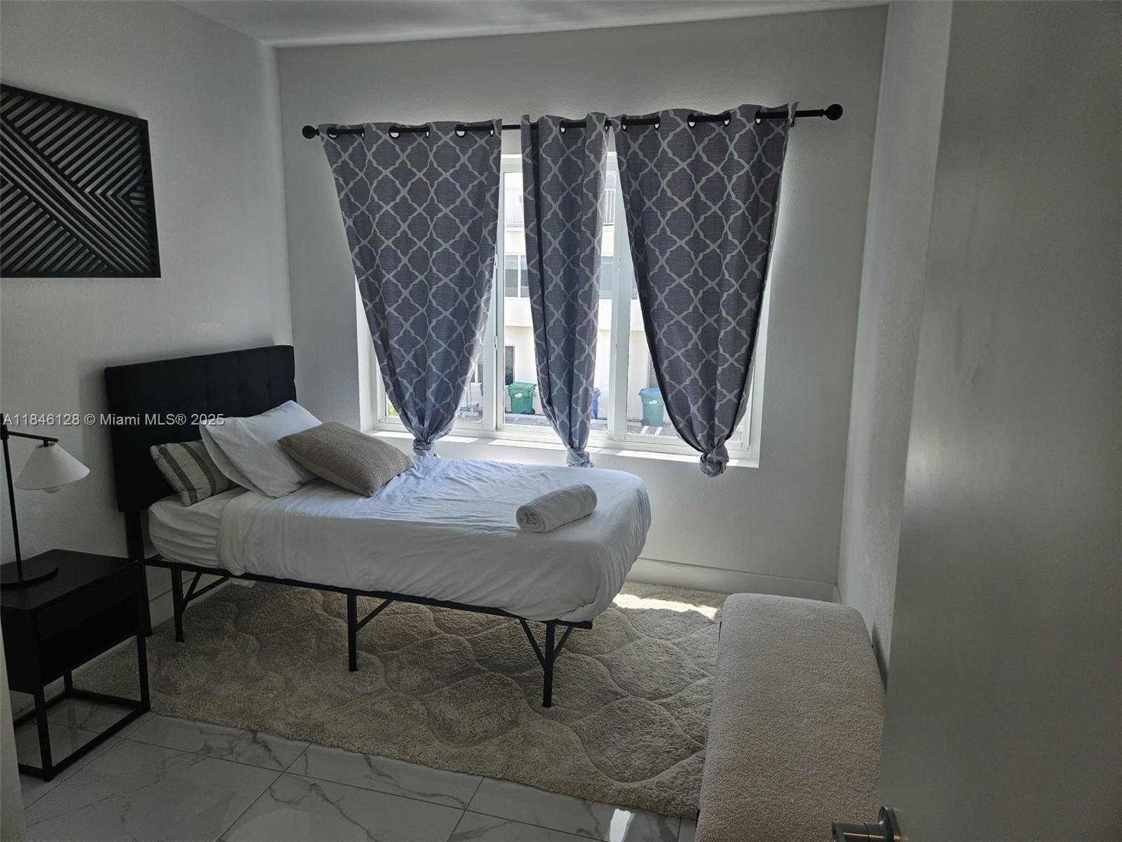 PARADISE ONE - Residential