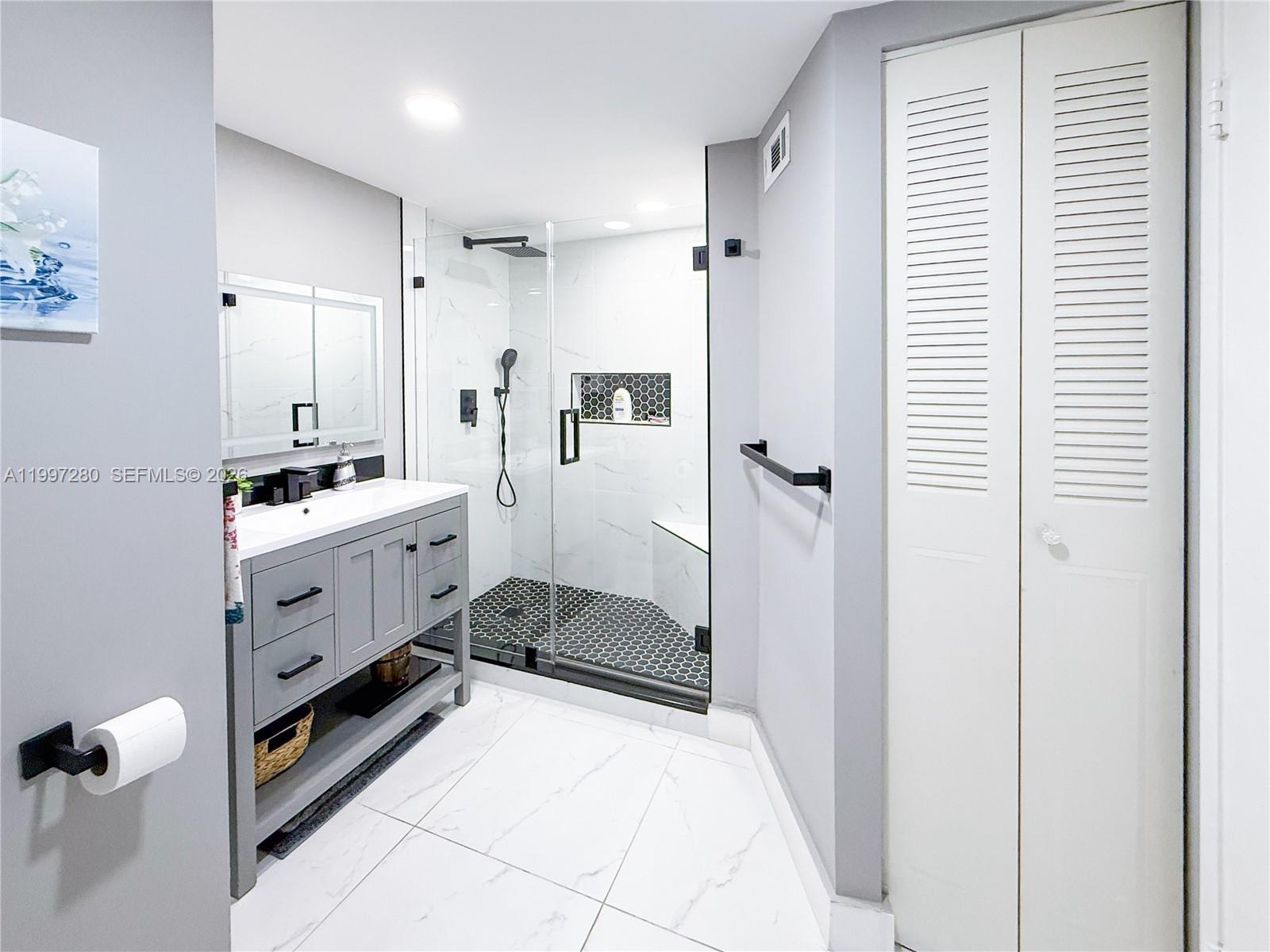 BUCKLEY TOWERS CONDO WEST - Residential