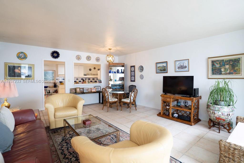 1408 Brickell Bay Dr 706