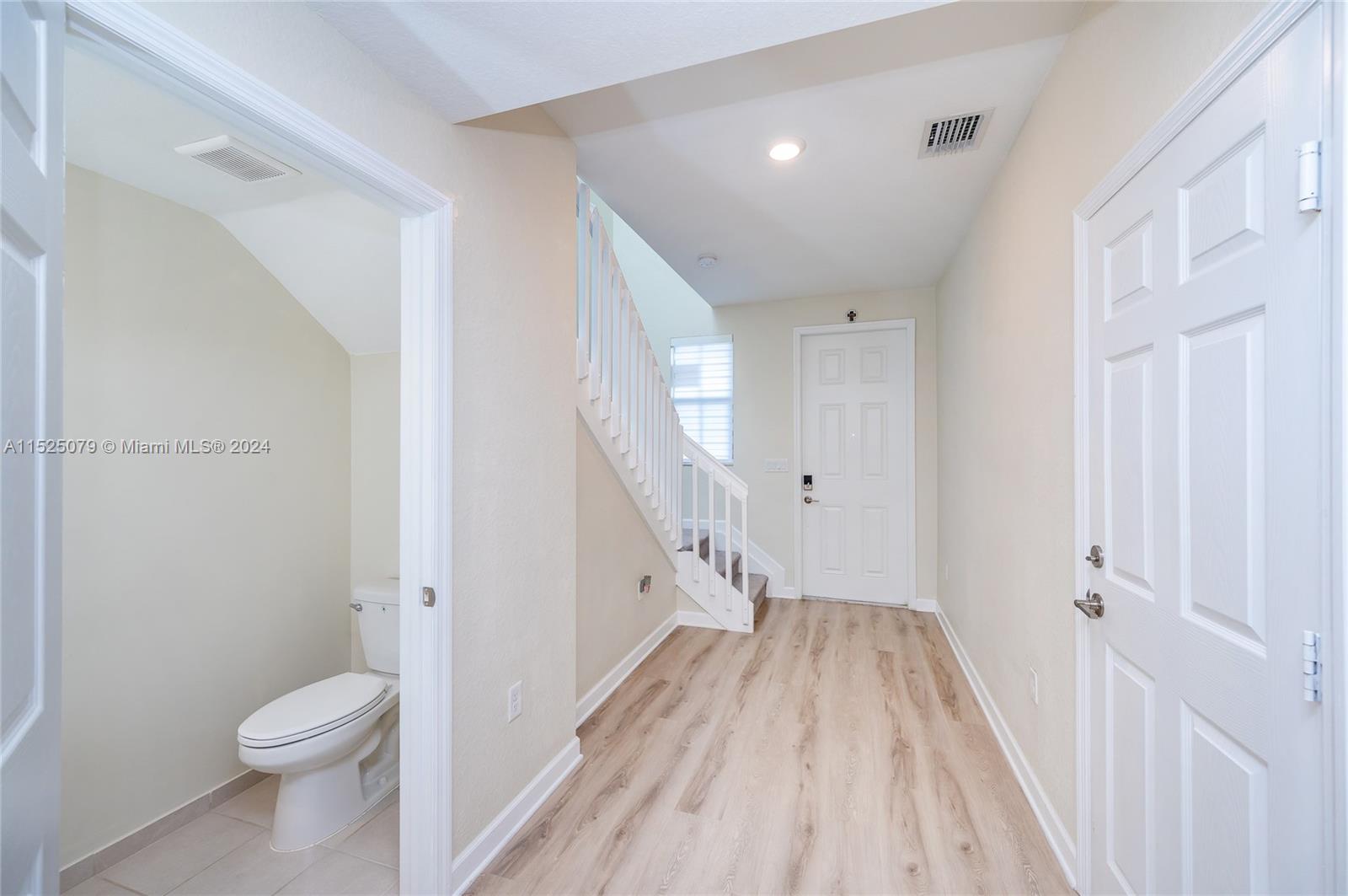 AQUABELLA NORTH - Residential
