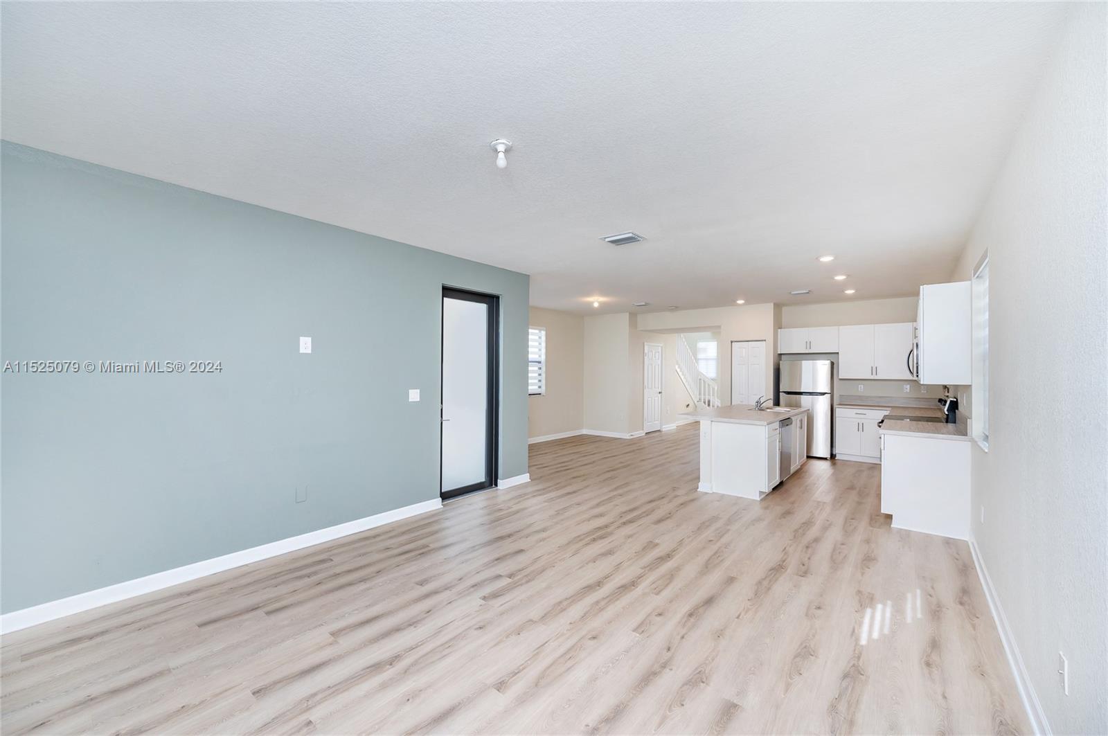 AQUABELLA NORTH - Residential