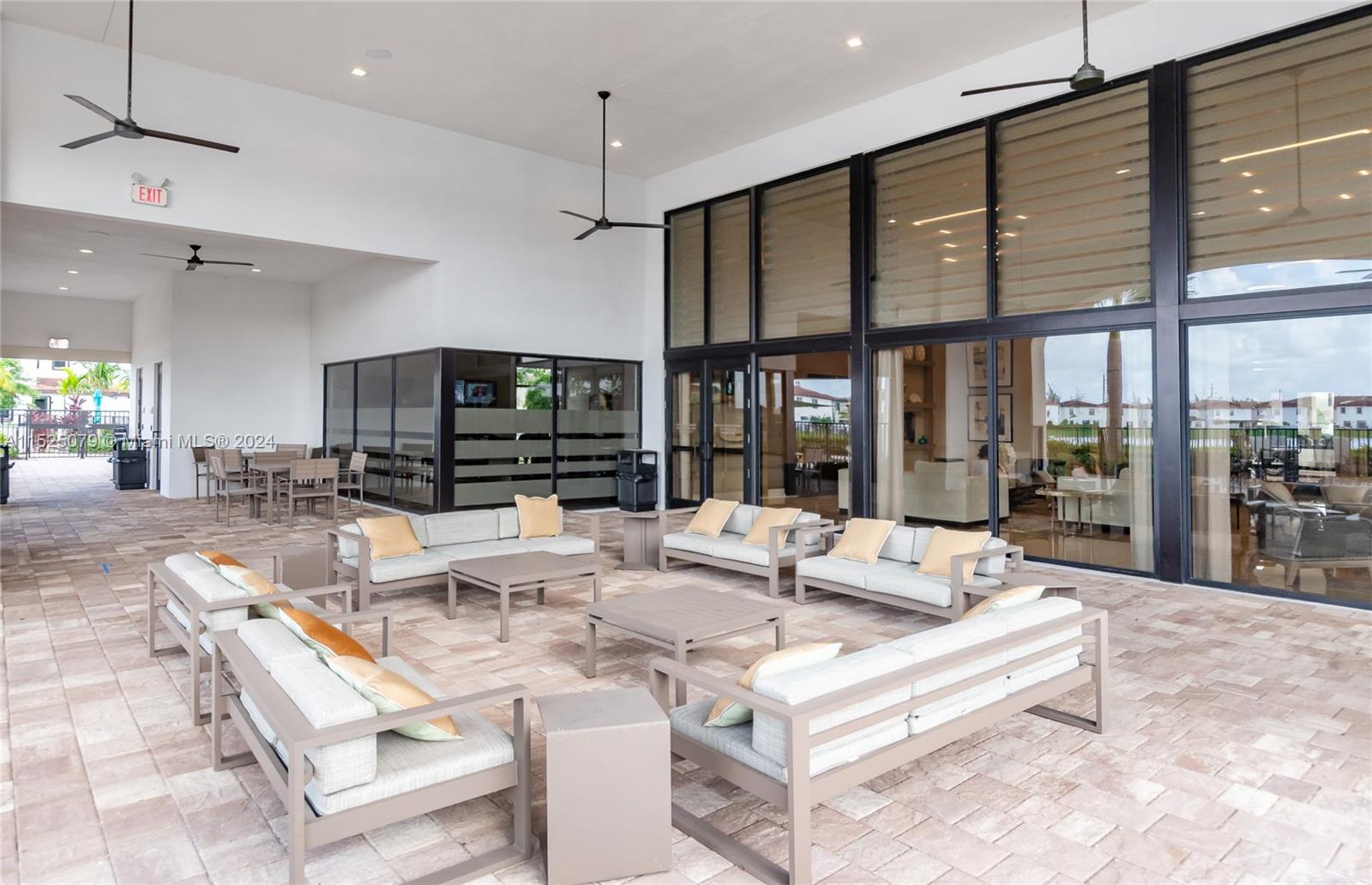 AQUABELLA NORTH - Residential