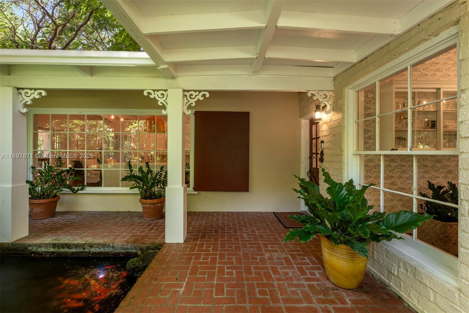 5950 SW 128th St, Pinecrest, FL, 33156/$3,500,000 1 5950 SW 128th St