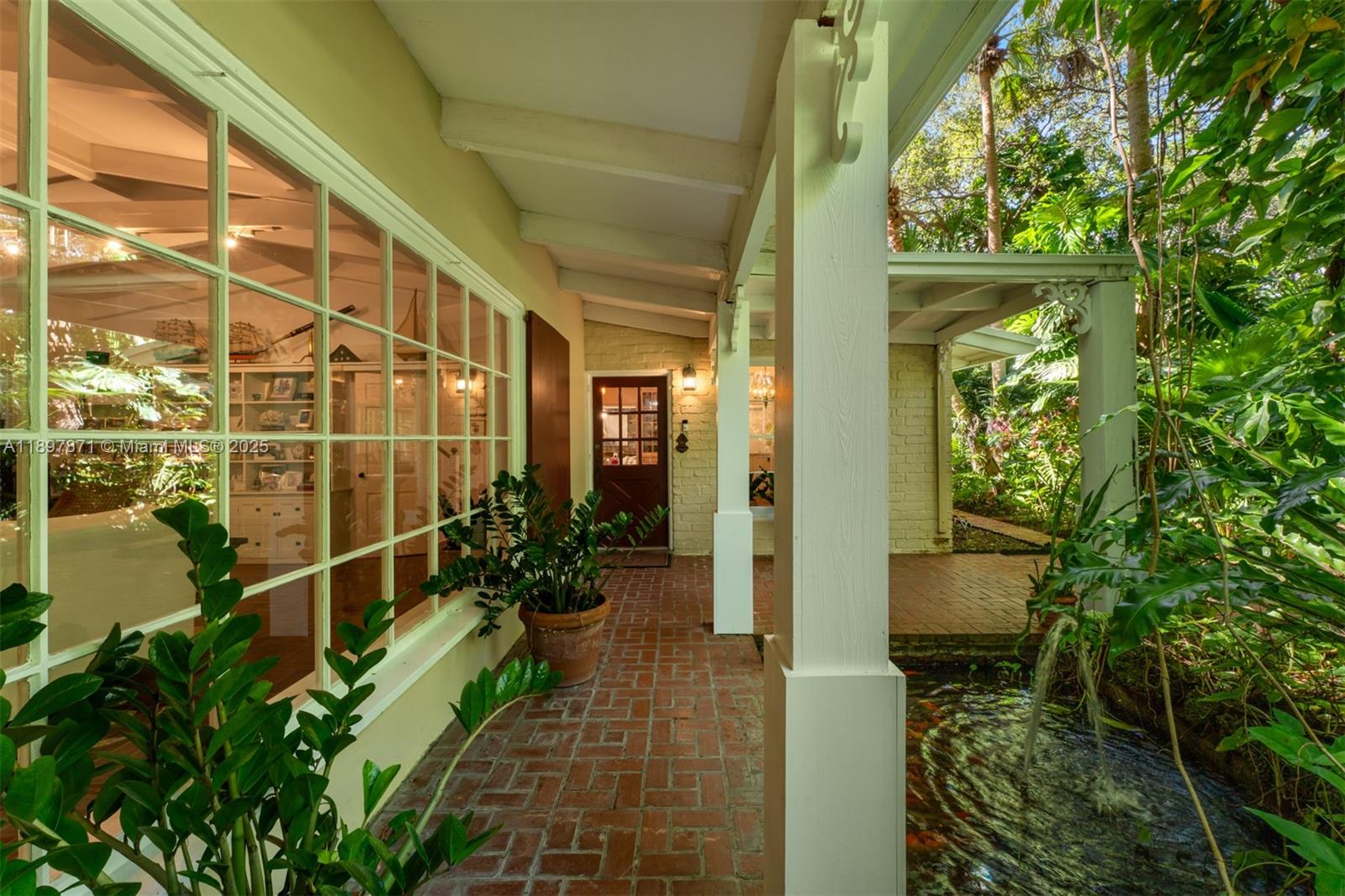 5950 SW 128th St, Pinecrest, FL, 33156/$3,500,000 2 5950 SW 128th St