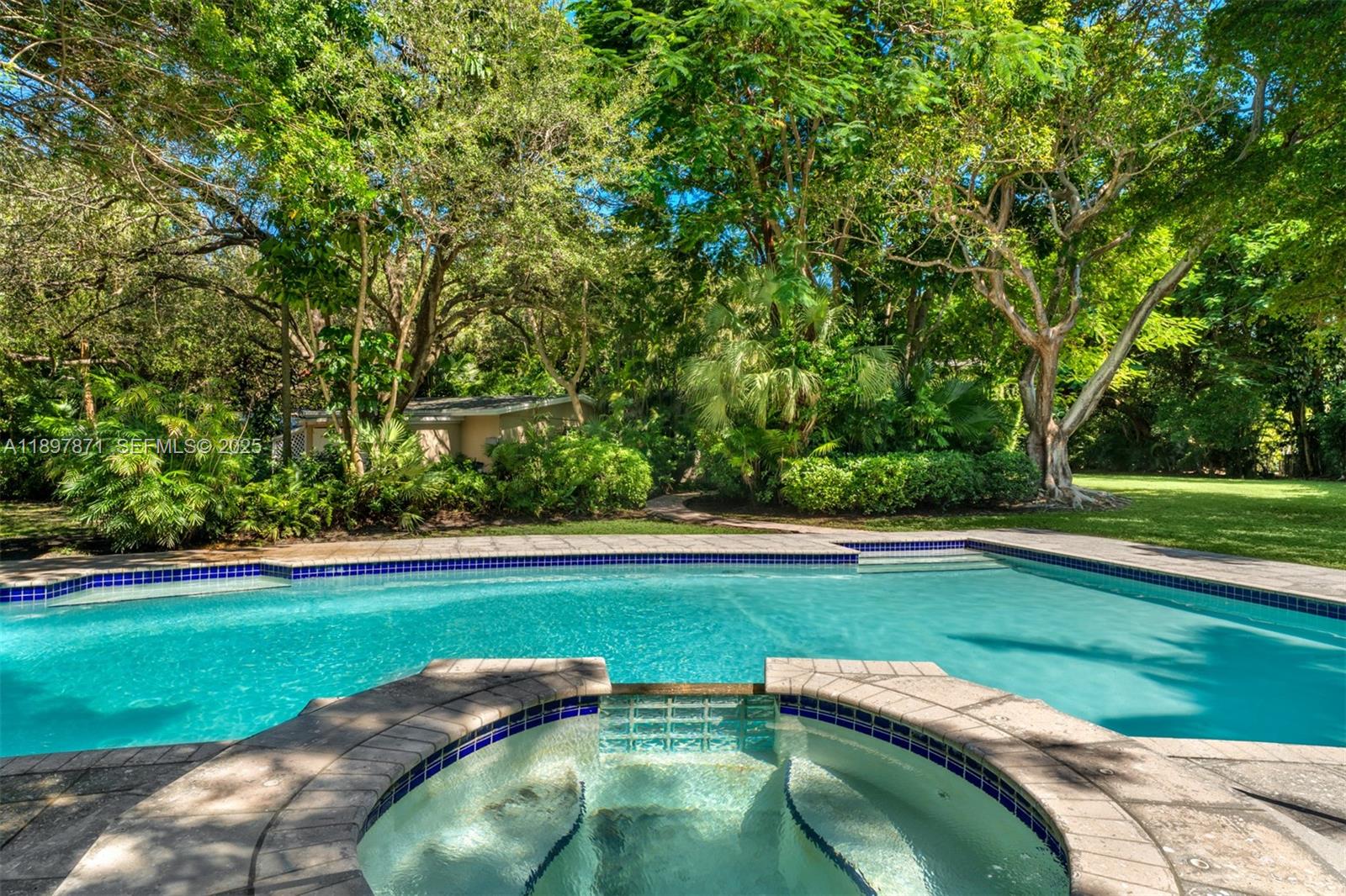 ROCKDALE ESTATES - Residential