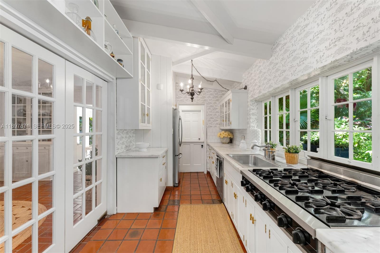 ROCKDALE ESTATES - Residential