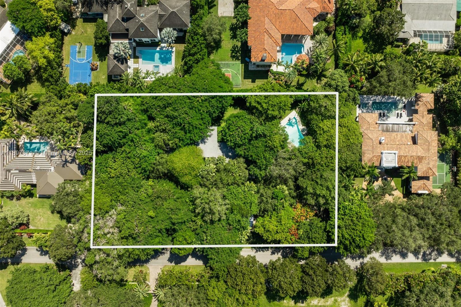 ROCKDALE ESTATES - Residential