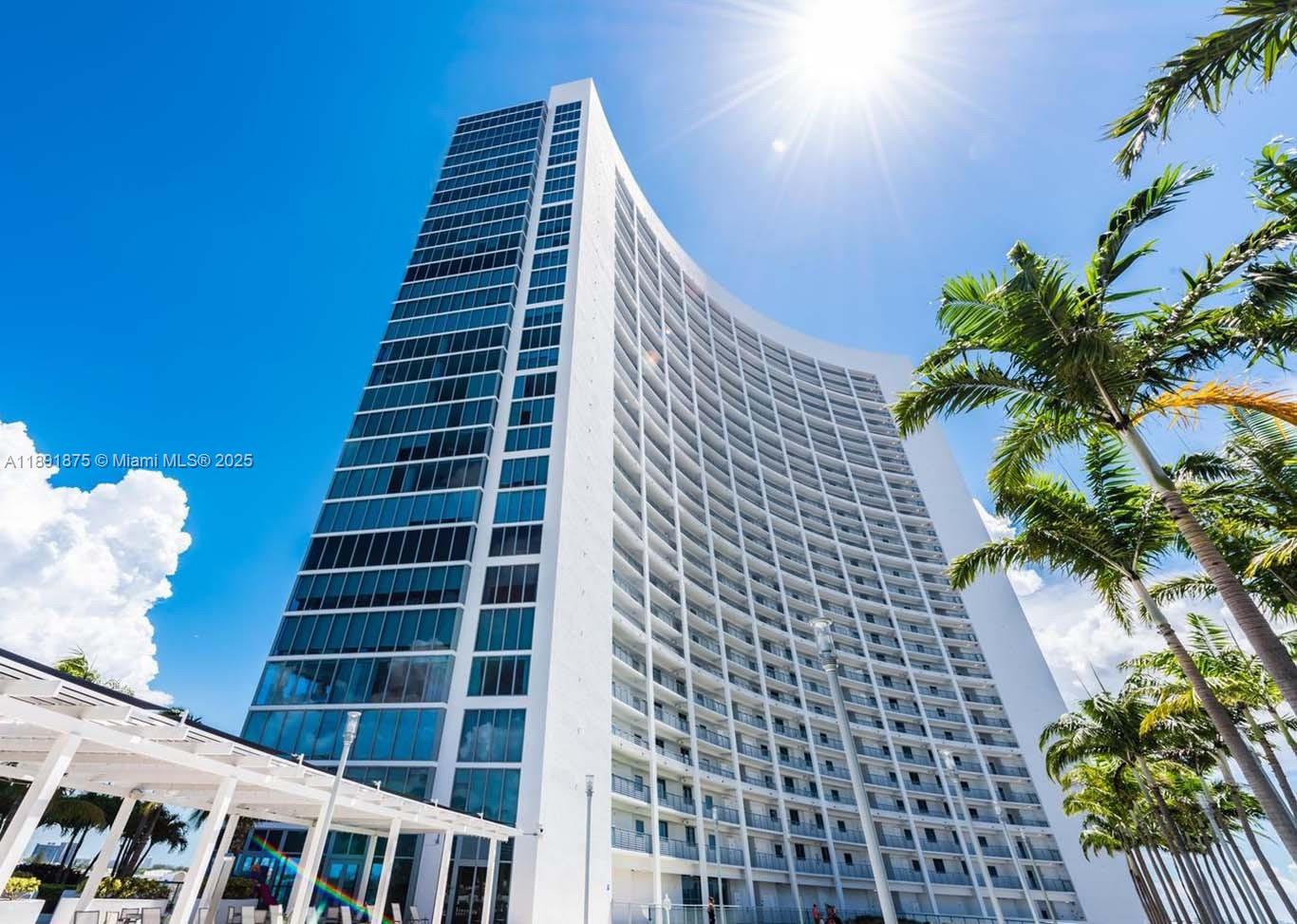 BLUE CONDO - Residential