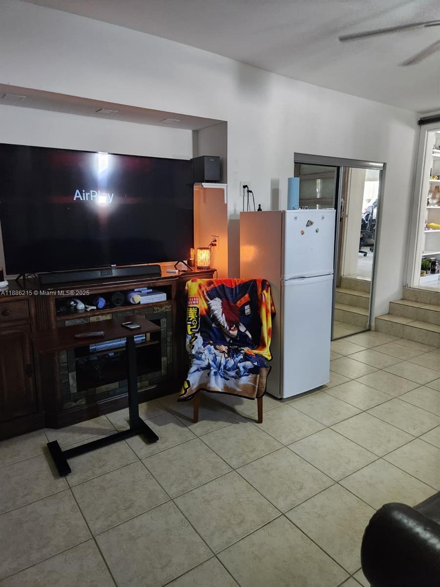 2ND REV PL SARATOGA HEIGH - Residential