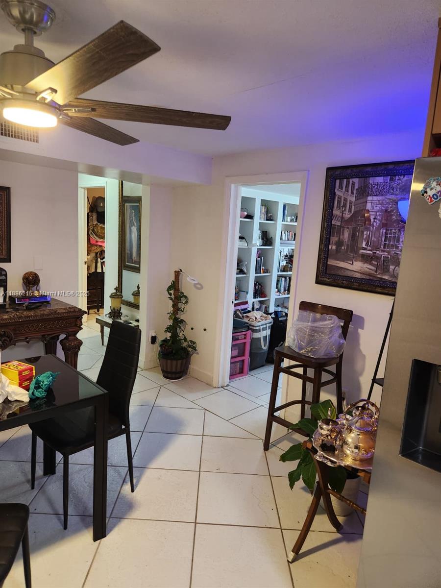 2ND REV PL SARATOGA HEIGH - Residential