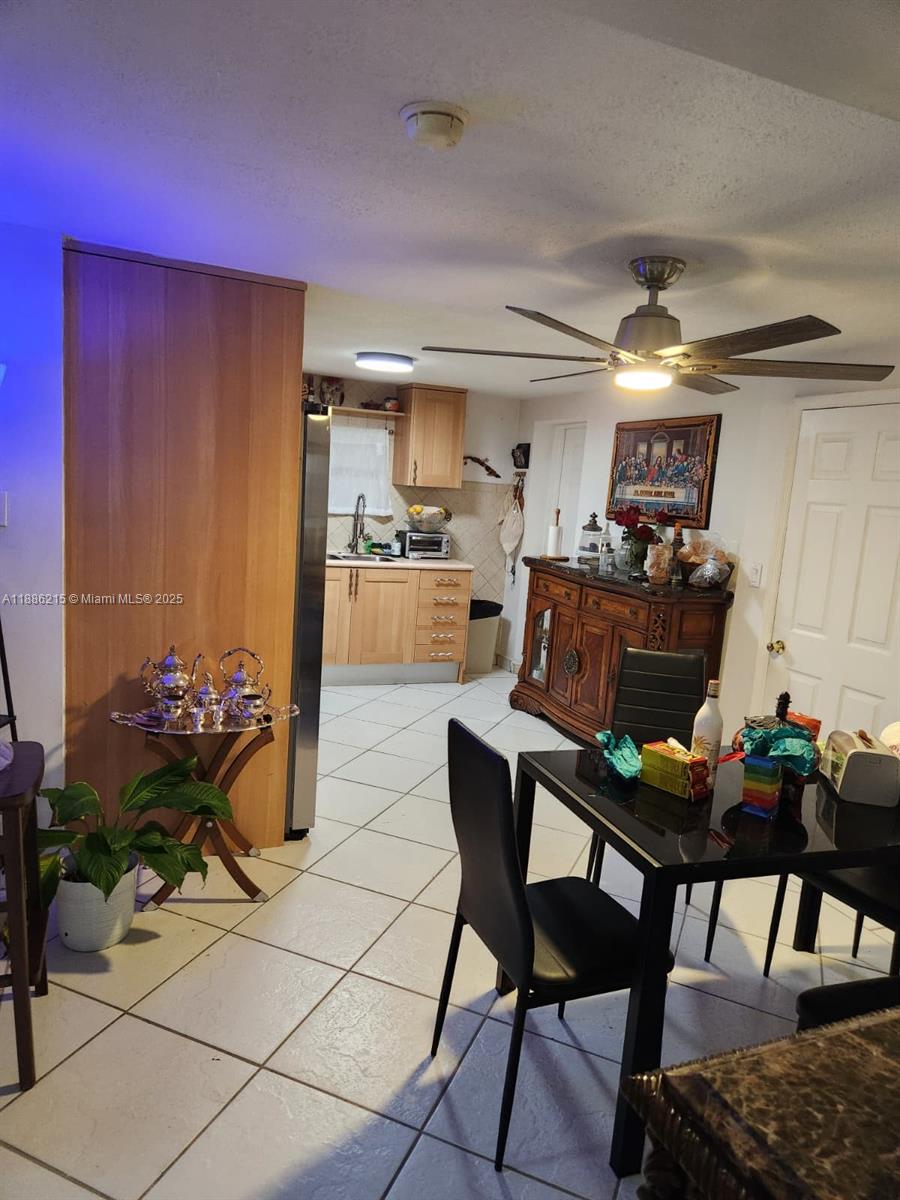 2ND REV PL SARATOGA HEIGH - Residential