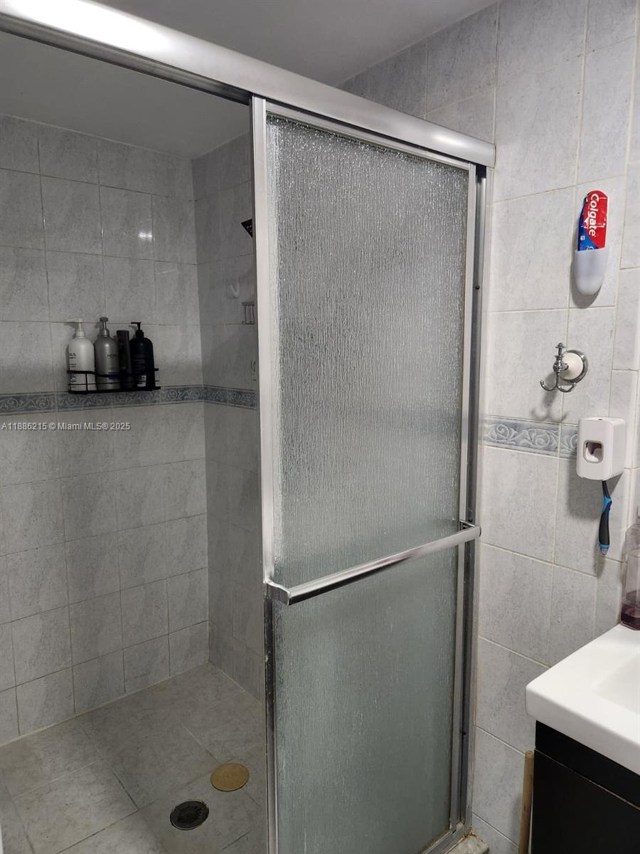 2ND REV PL SARATOGA HEIGH - Residential