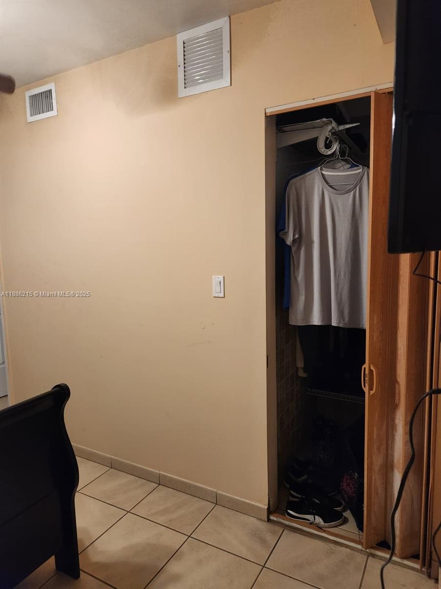 2ND REV PL SARATOGA HEIGH - Residential