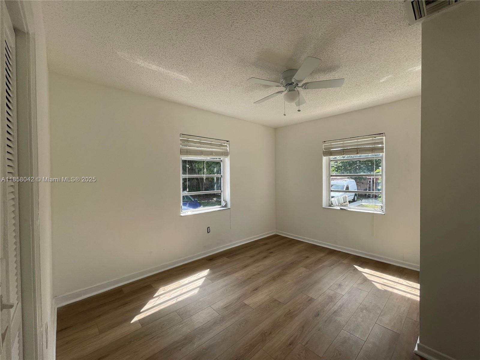 2380 NW Flagler Ter F