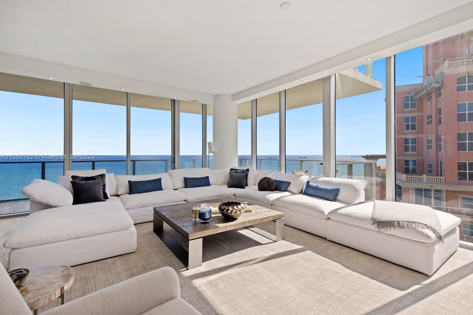 AUBERGE BEACH RESIDENCES - Residential