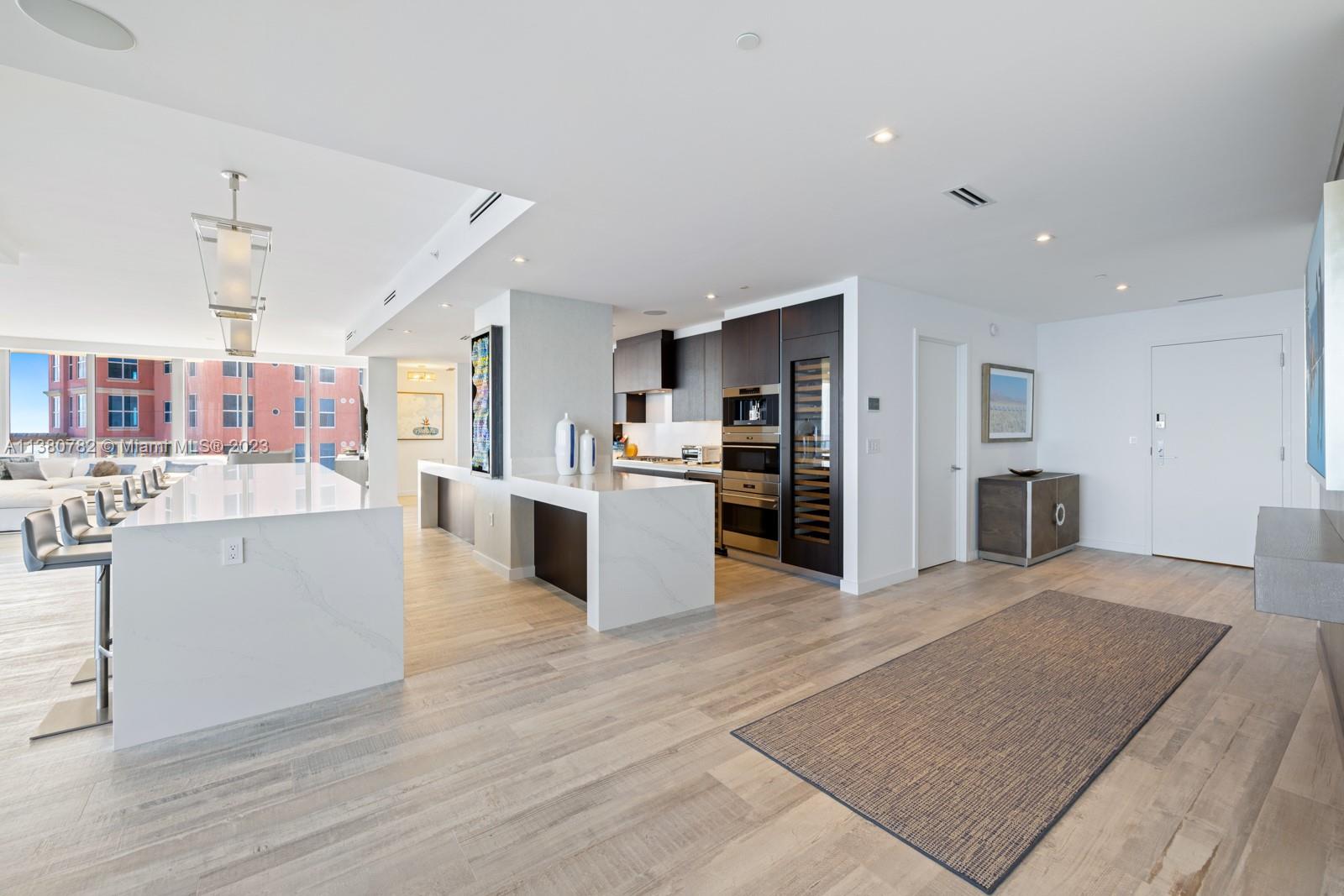 AUBERGE BEACH RESIDENCES - Residential