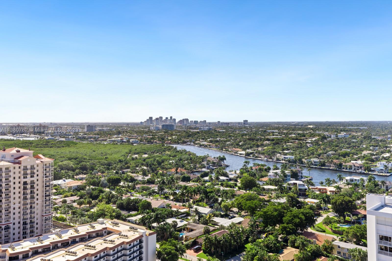 AUBERGE BEACH RESIDENCES - Residential