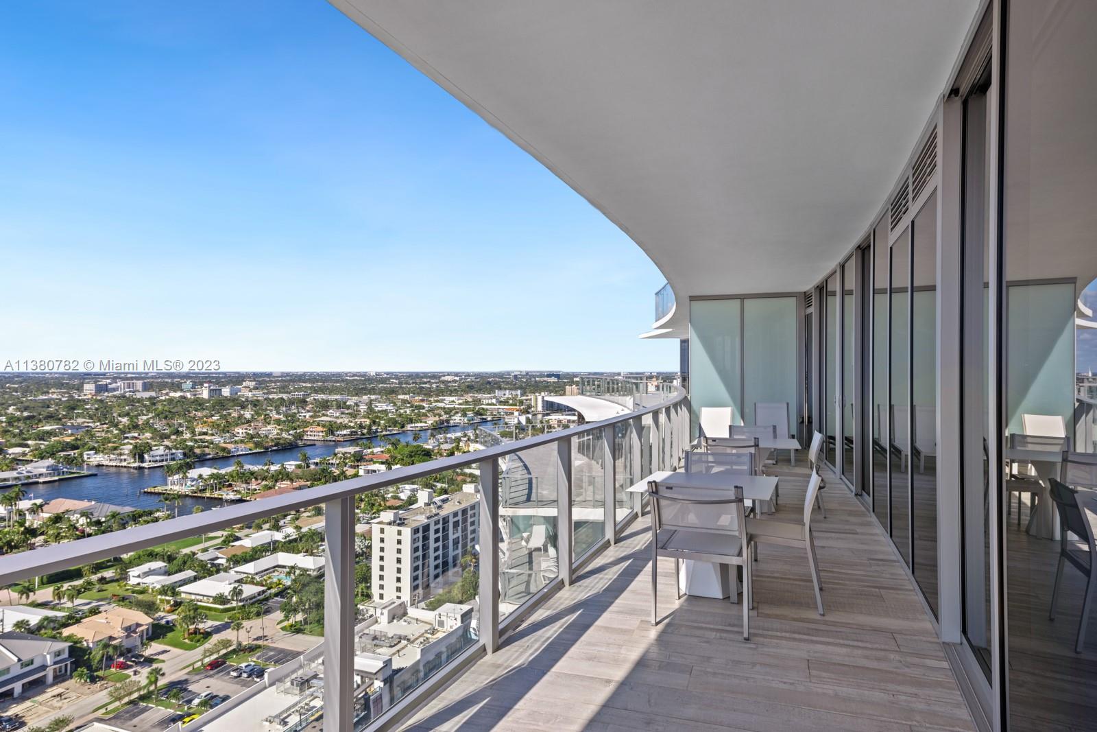 AUBERGE BEACH RESIDENCES - Residential