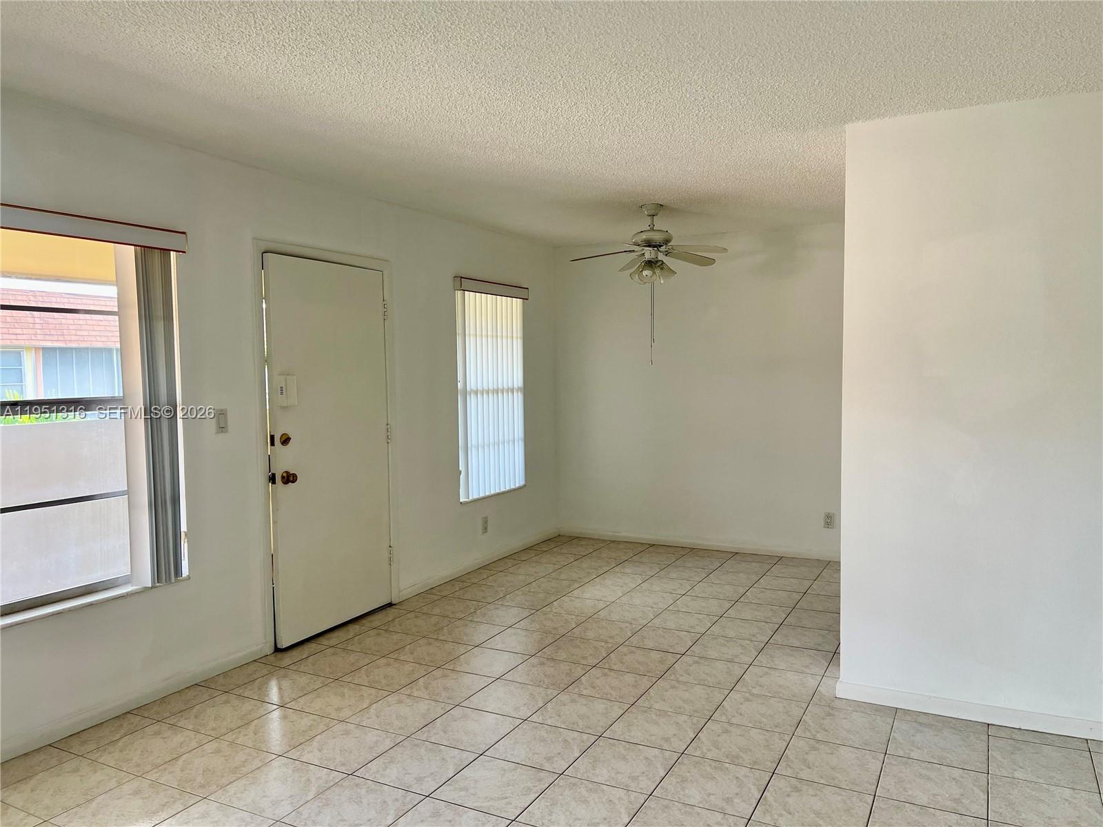 LAUDERDALE OAKS CONDO II - Residential