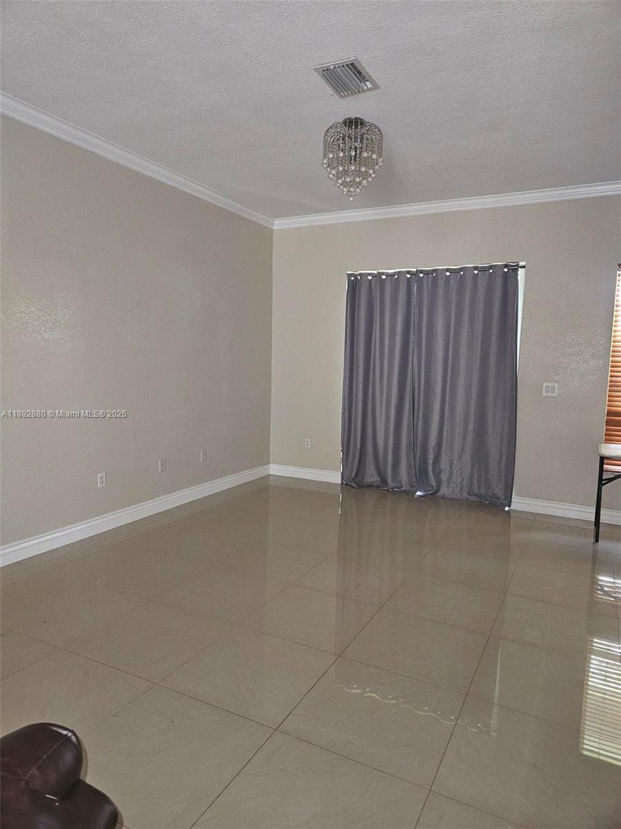 KEYS-GATE NO 1 - Residential