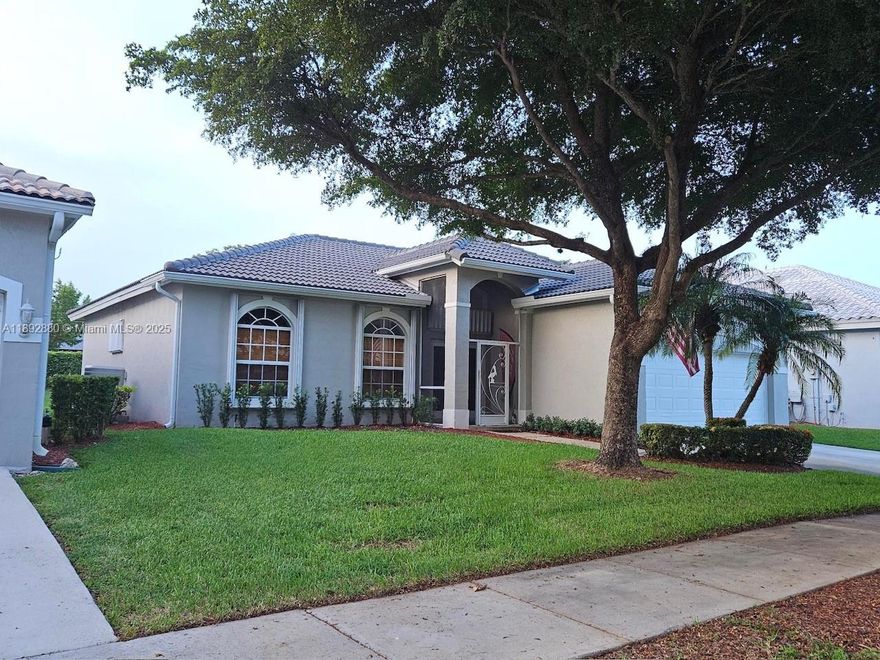 Welcome to this beautiful updated 3bed/2bath single family home in the desirable North Gate@ Keys Gate community.  This home features a spacious split floor plan, high ceilings and plenty of natural light throughout.  New tile roof with new insulation (2021) New hot water heater (2025).  The updated kitchen includes granite countertops.  Bathrooms have been remodeled. Master bath has marble floor to ceiling and guest bath is Travertine floor to ceiling.  HOA fee includes Landscaping, sprinkler system, Direct TV choice package, 
HBO Max, ATT Fiber 1 gig, ADT Alarm system, 24 hour guarded gate, roving security, A multimillion dollar Resort clubhouse and facilities to include pool and tennis and much more. 
Your home is Painted outside every 5 years