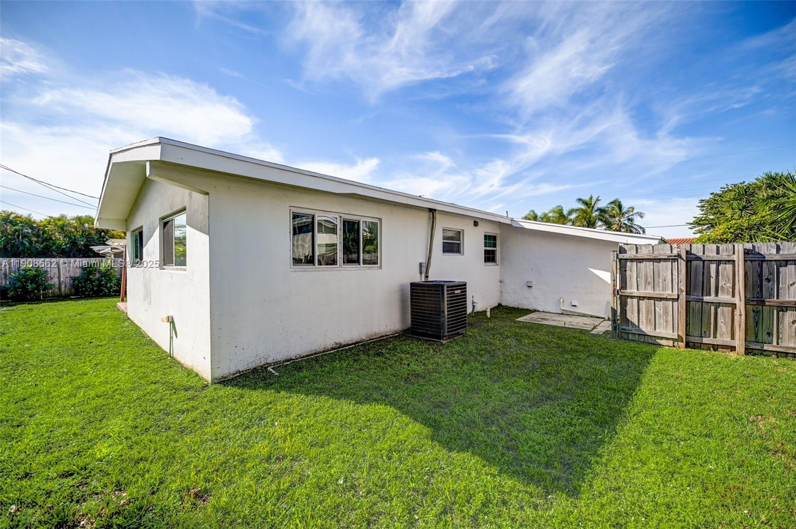 SUNSWEPT ISLE - Residential