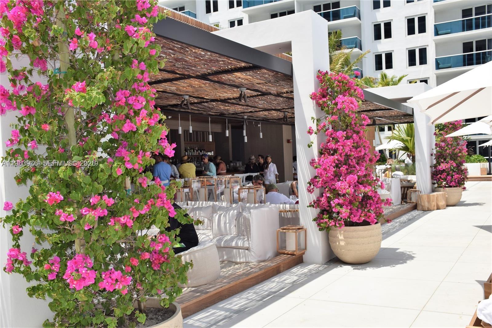 RONEY PALACE CONDO - Residential