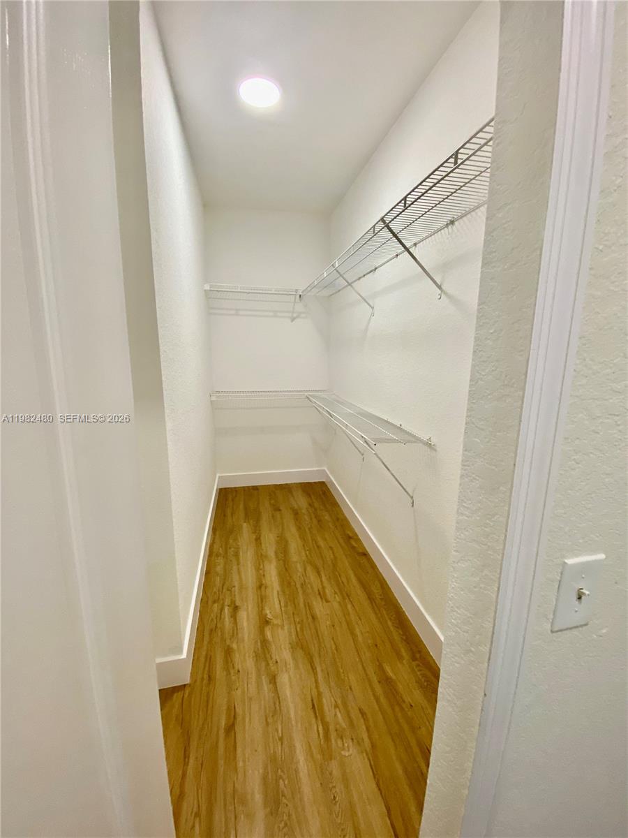 RESIDENCES AT LEGACY PLAC - Residential Lease