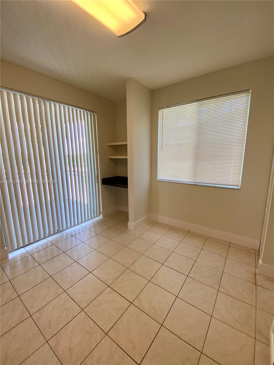 RESIDENCES AT LEGACY PLAC - Residential Lease