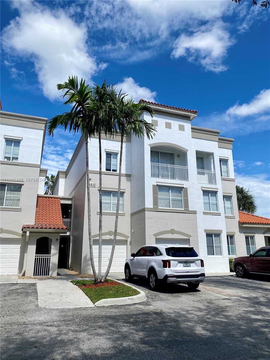 RESIDENCES AT LEGACY PLAC - Residential Lease