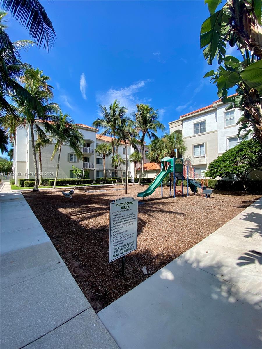 RESIDENCES AT LEGACY PLAC - Residential Lease