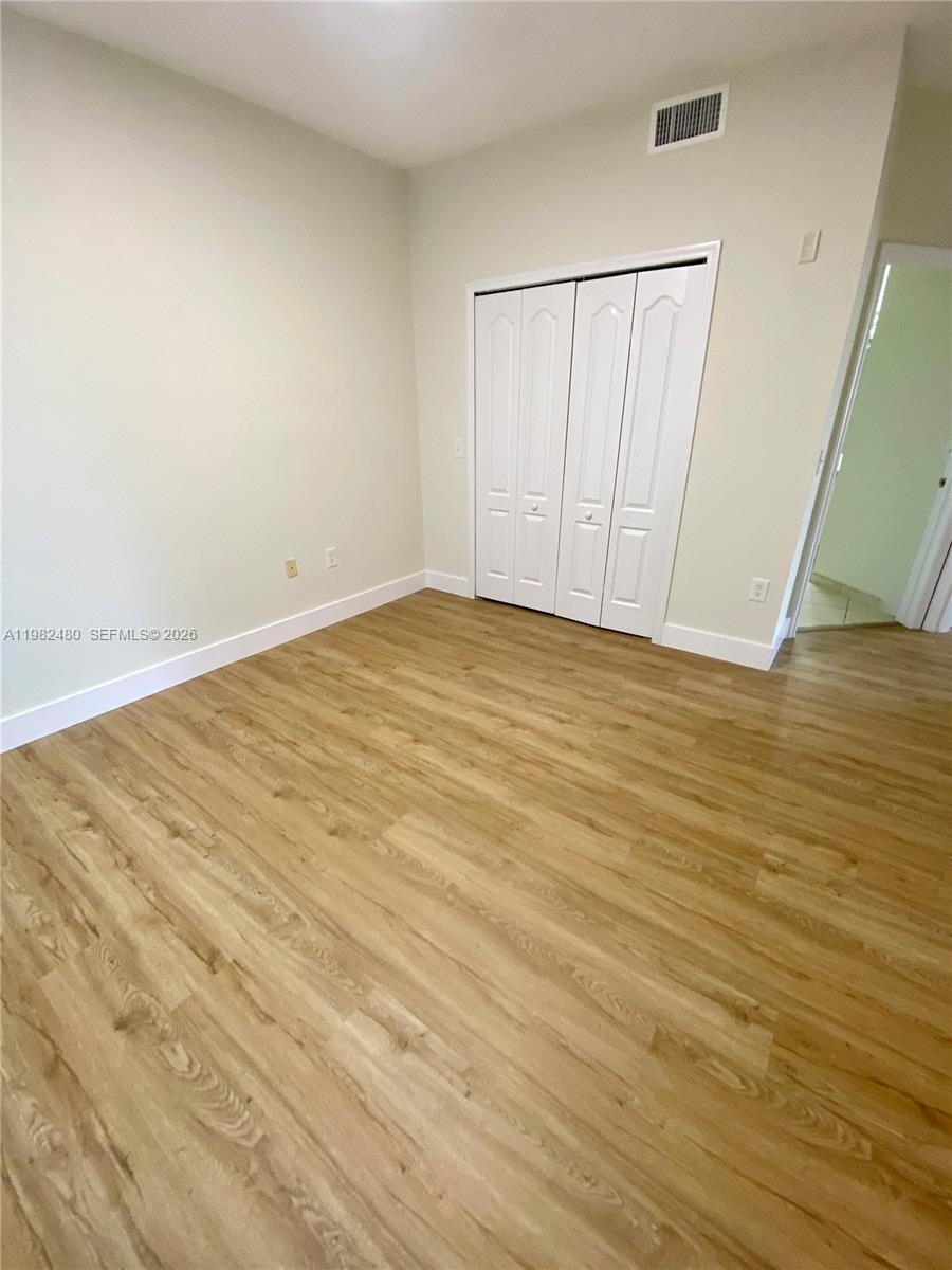 RESIDENCES AT LEGACY PLAC - Residential Lease
