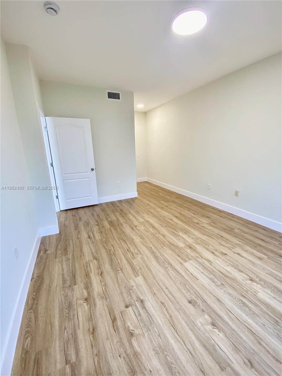 RESIDENCES AT LEGACY PLAC - Residential Lease