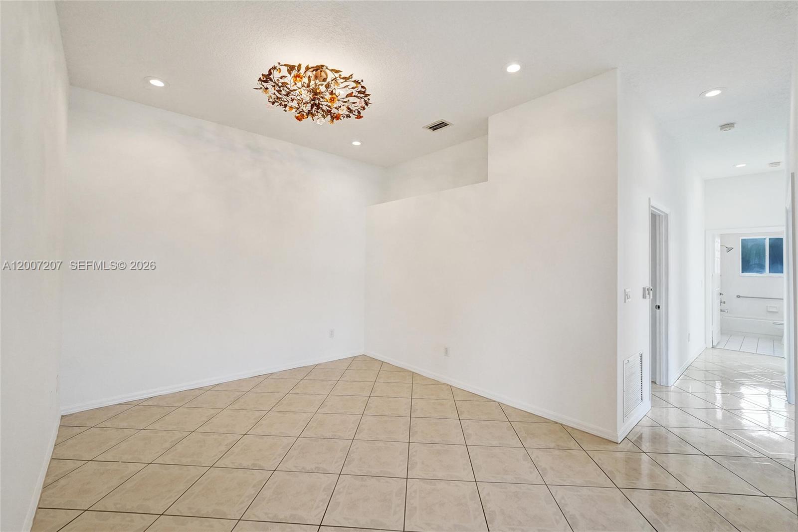 LOMBARDY REPLAT - Residential